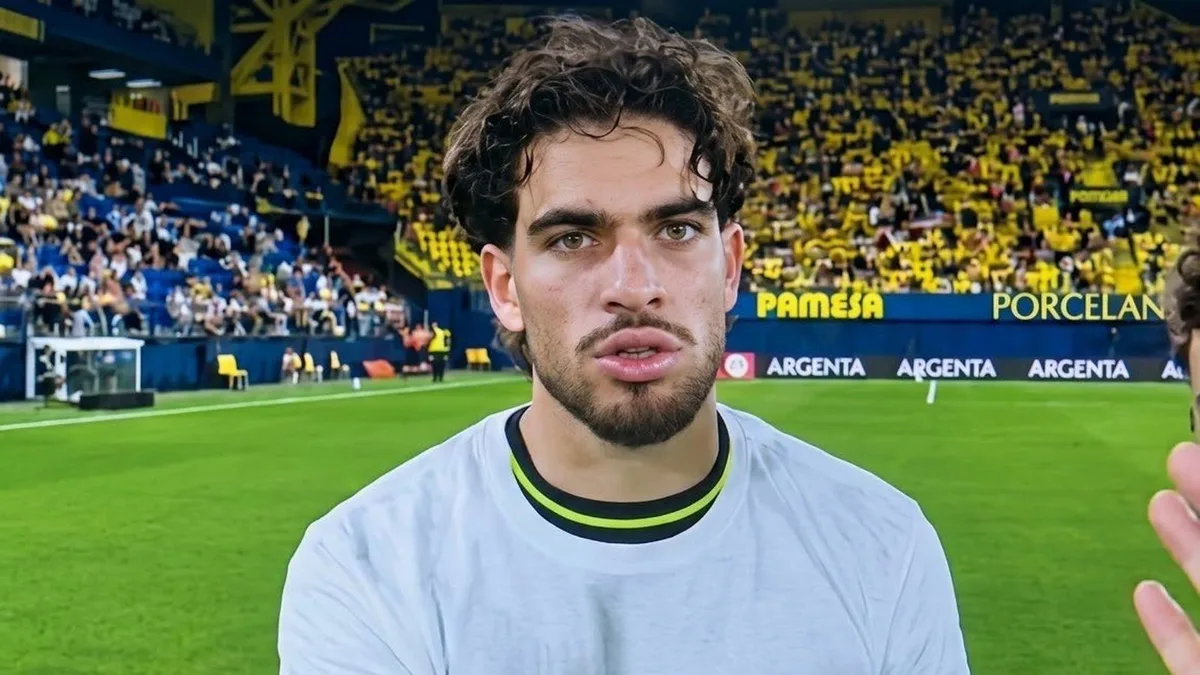 Amenazan y acusan de traicionar a Marruecos al jugador del Betis, Ez Abde, por vestir una camiseta de apoyo a Ceuta