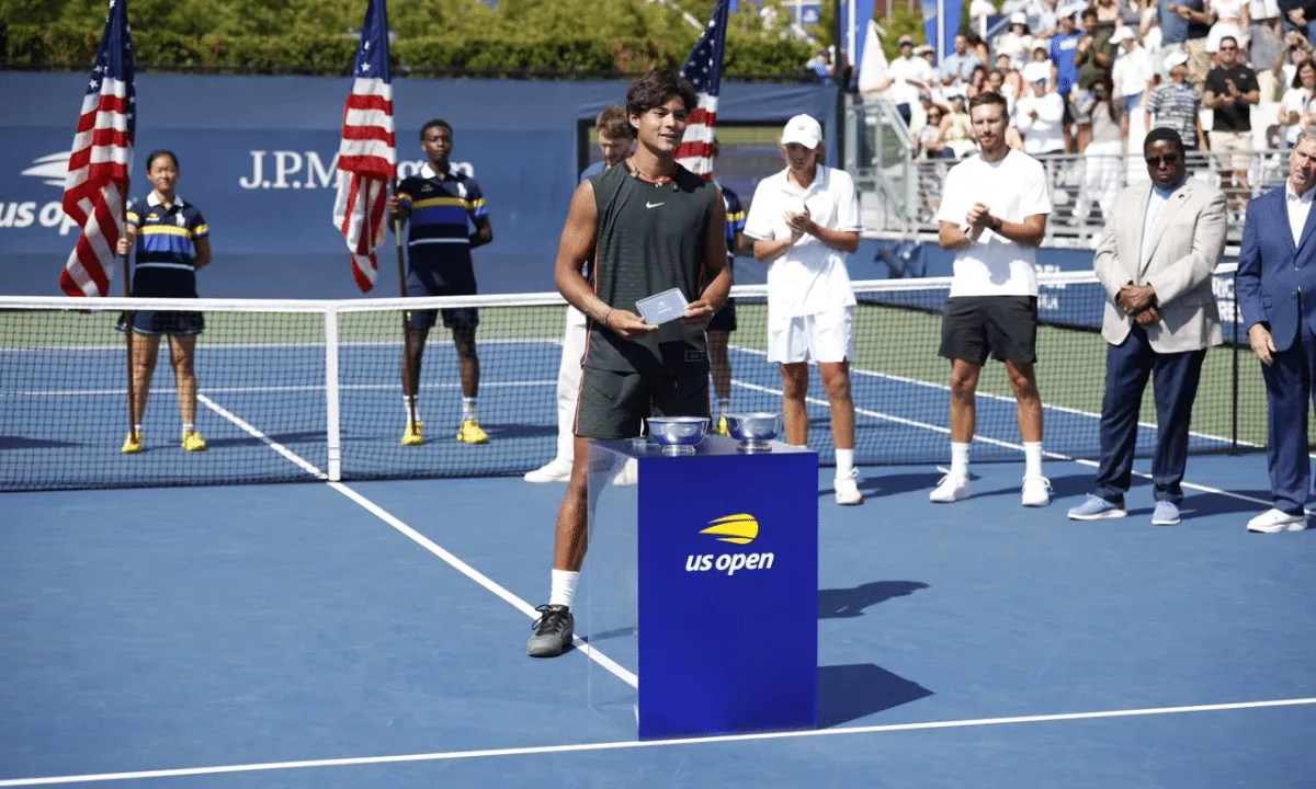 Em despedida do juvenil, Guto Miguel é vice-campeão do US Open