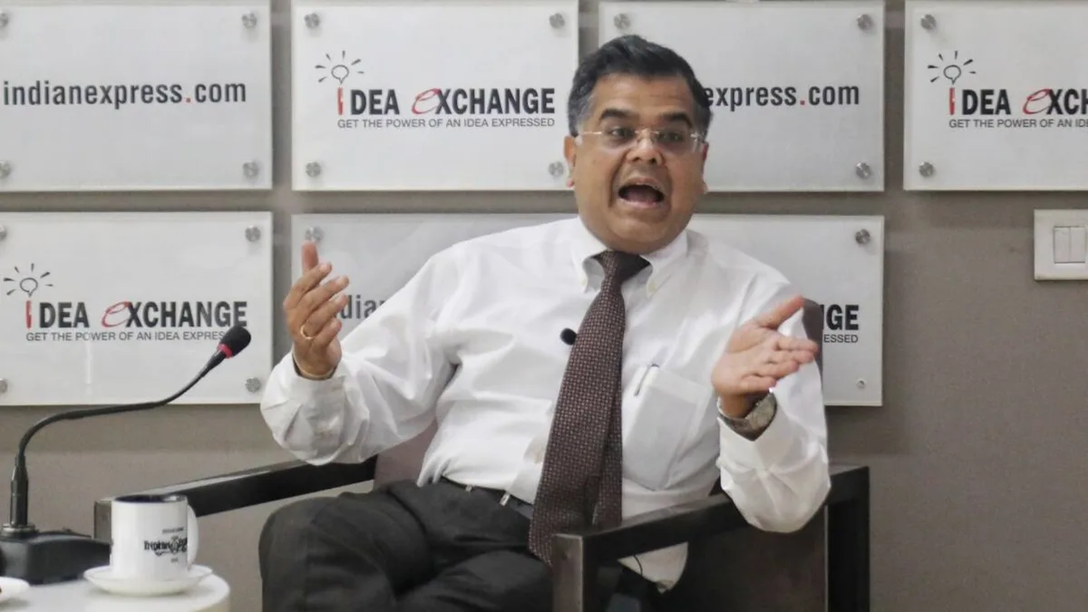 Secretaries told to upskill in-house staff instead of hiring consultants