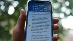 Wildfire phone alert was 'entirely appropriate', government says