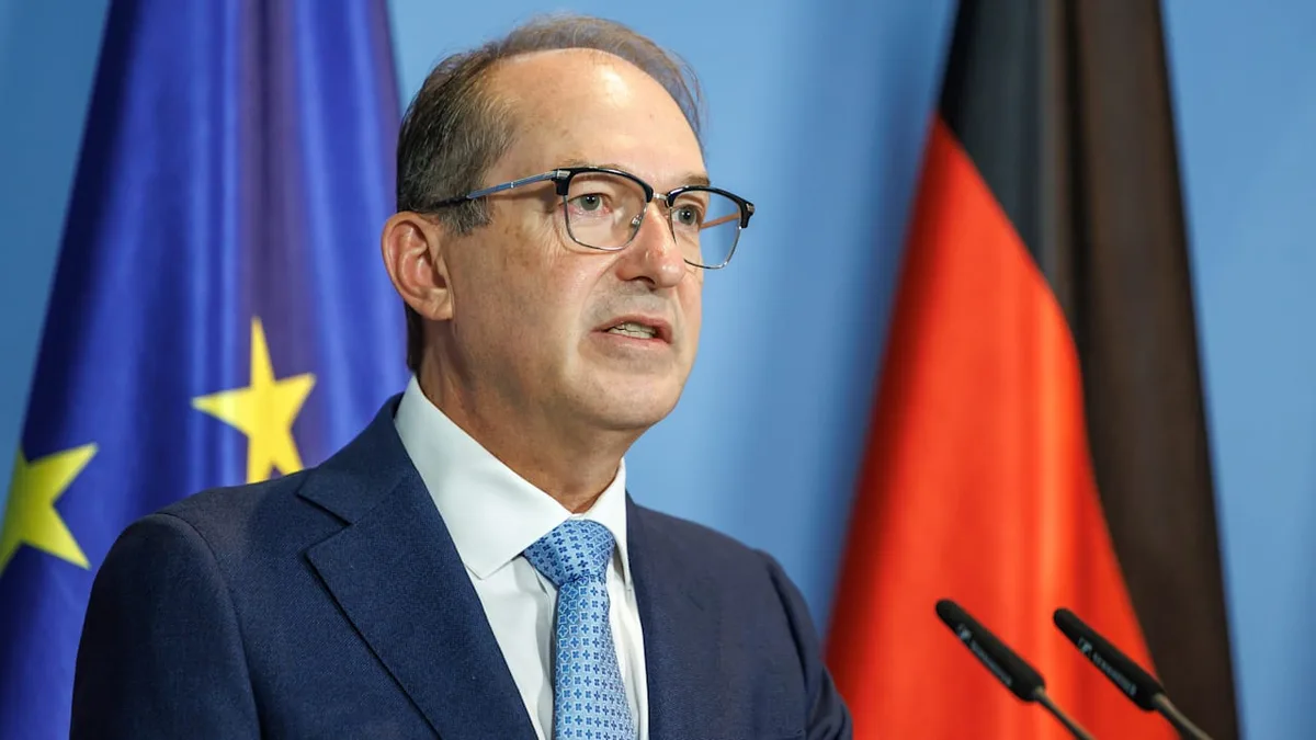 Es geht um arbeitslose Syrer - Dobrindt plant neuen Abschiebe-Hammer