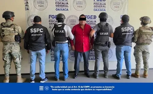 Fiscalía acusa a síndico de Oaxaca de Juárez de pertenecer a grupo delictivo dedicado al robo de vehículos; ya fue detenido