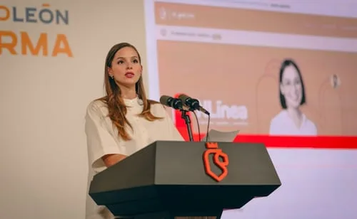 Mariana Rodríguez anuncia digitalización en trámites del DIF Nuevo León; serán 80% más rápidos y con menos requisitos, asegura