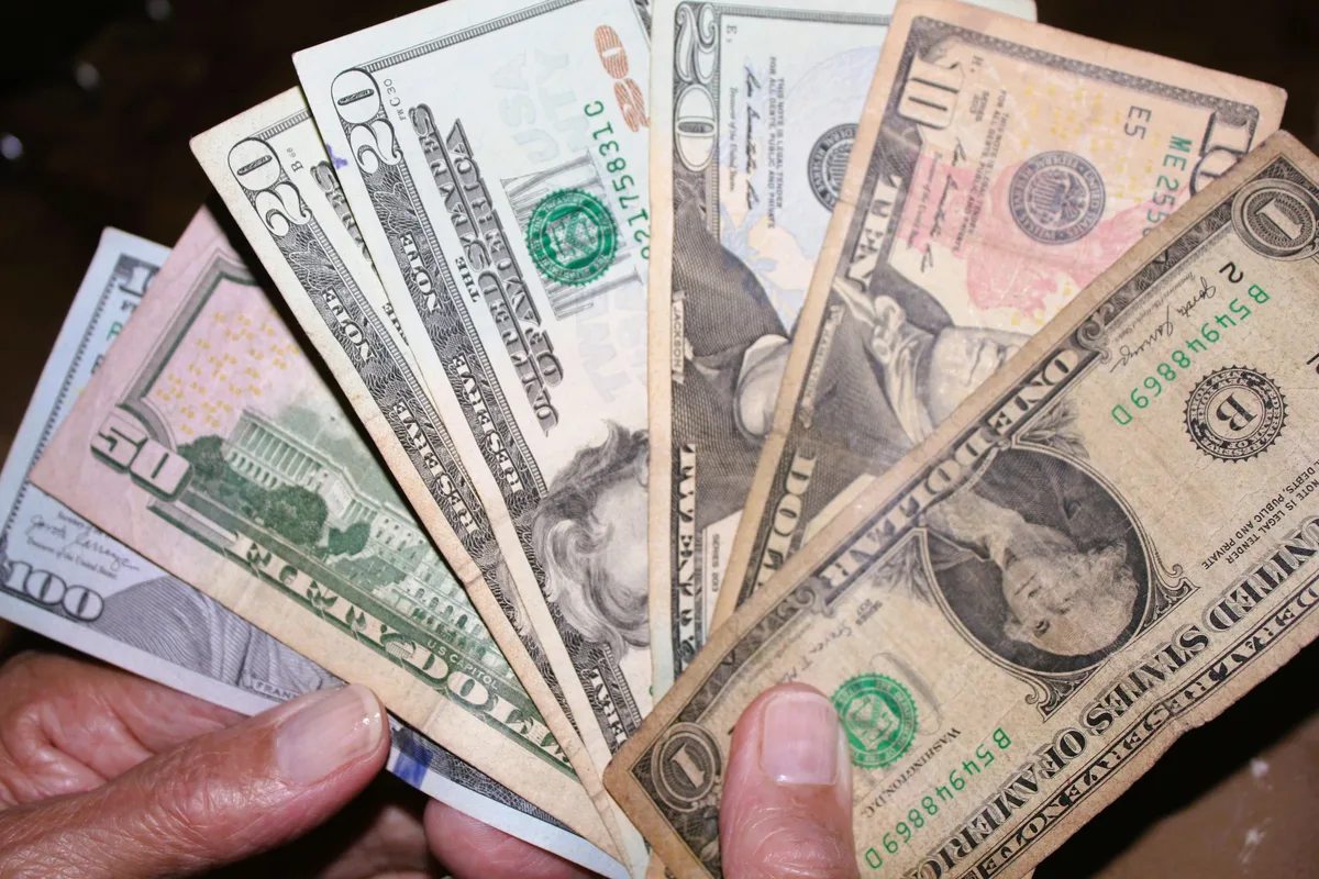 Dólar BCV cerró la semana a "un suspiro" de cruzar la barrera de los 800 bolívares