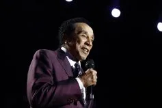 Smokey Robinson Switches to Third Lawyer in 3 Months for Sexual Assault Lawsuit