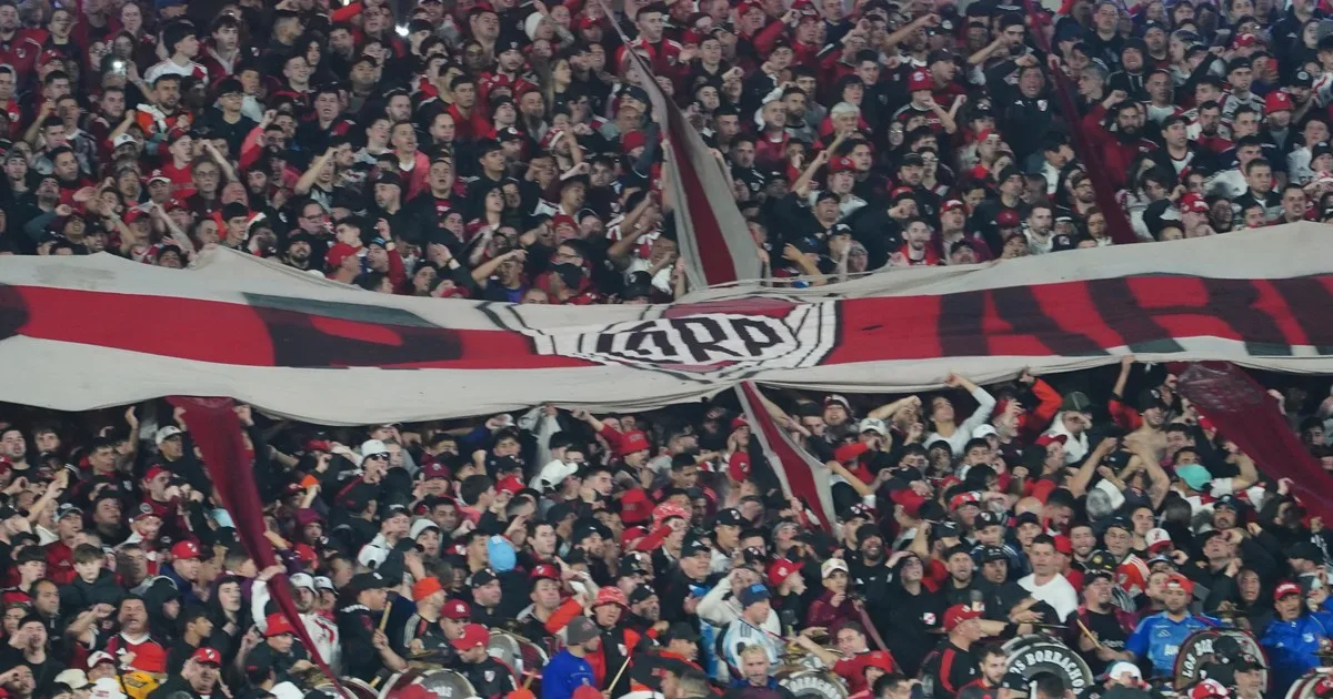 Falleció un hincha de River en el Monumental tras la eliminación en la Copa Sudamericana