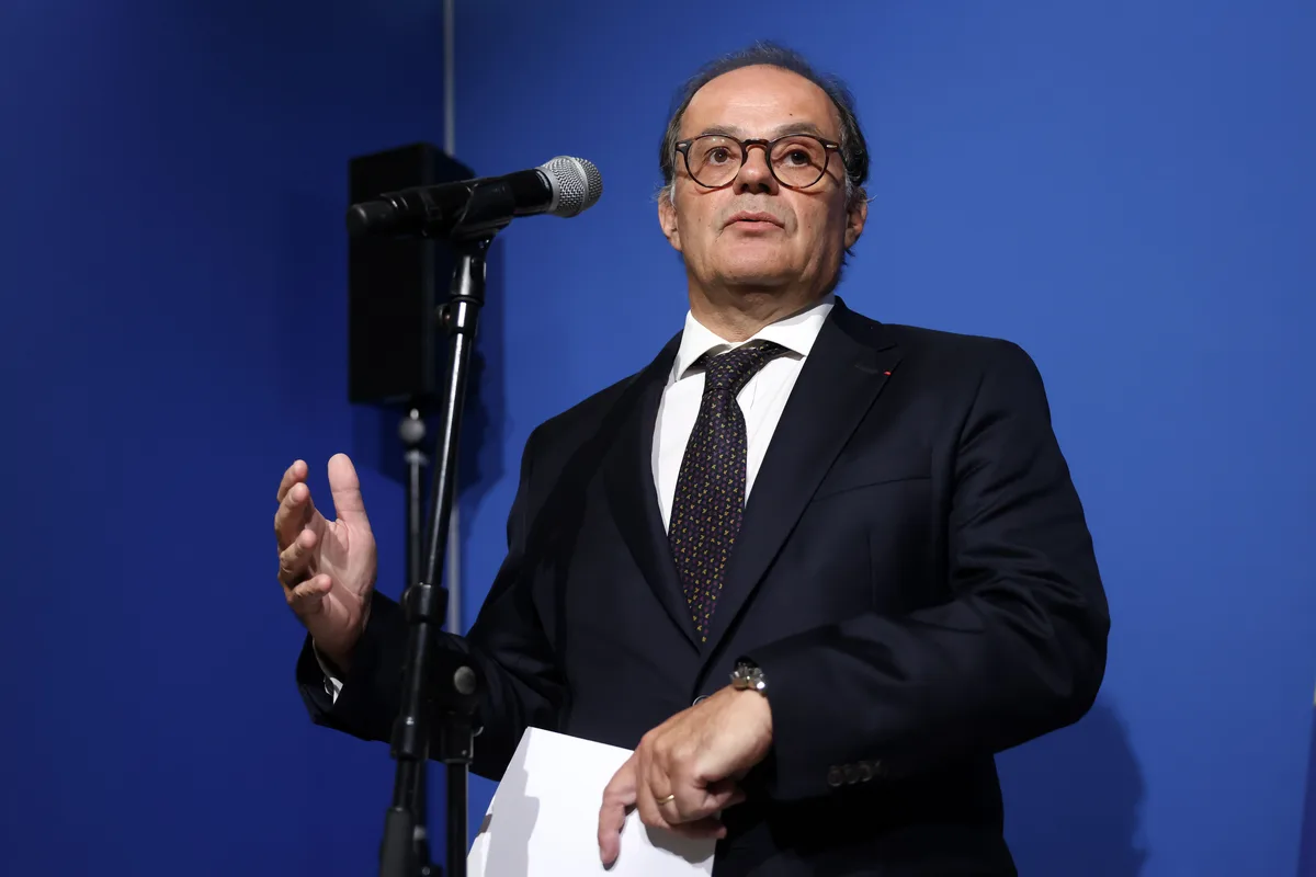 Emmanuel Moulin, le gouverneur de la Banque de France qui moud du noir