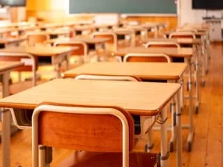Des actes « lâches et odieux » : une école fraîchement rénovée victime de dégradations dans les Bouches-du-Rhône
