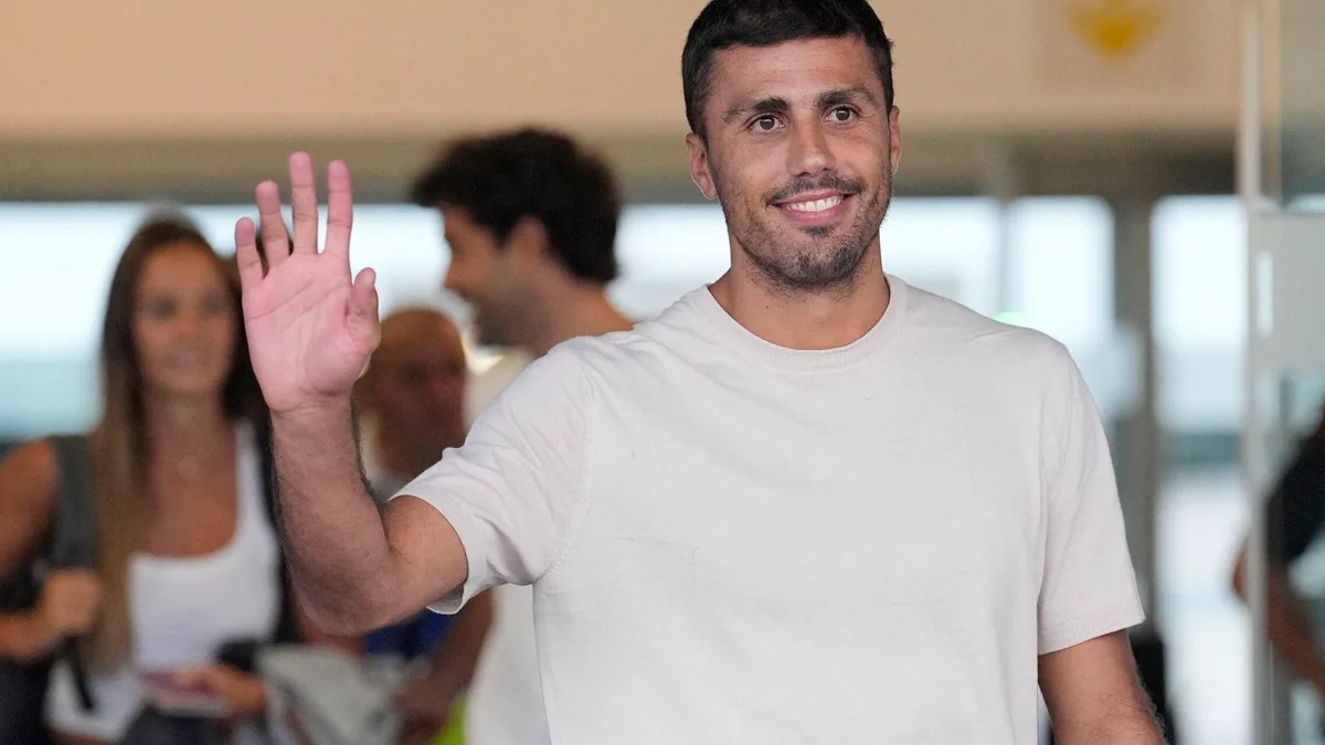 Rodri, a su llegada a Barcelona: "Jugar en el Barça es un sueño"