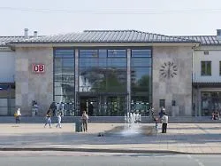 Festnahme am Tatort: 31 Jahre alte Britin in Bahnhof in Rosenheim erstochen