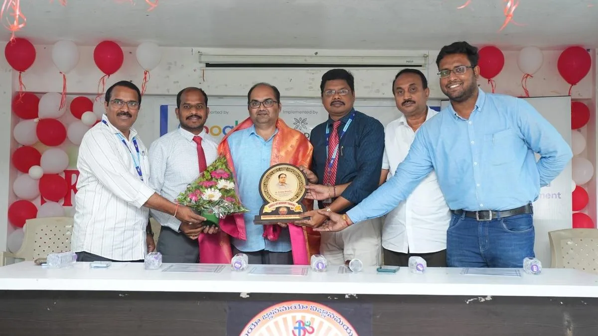 Students must focus on technological advancements, says Ambedkar University Dean