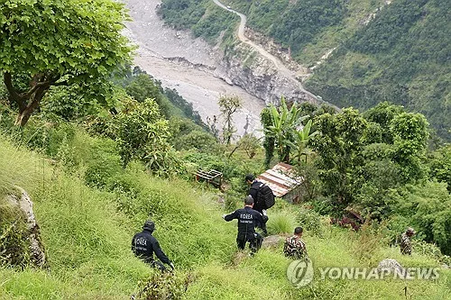 [네팔 대홍수] 정부, 네팔에 DNA분석기·담요 등 지원(종합)
