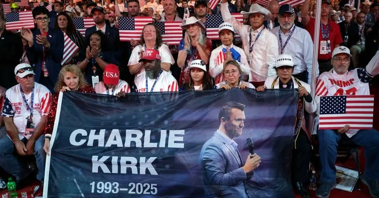 Família Charlie Kirk culpa universidade do Utah