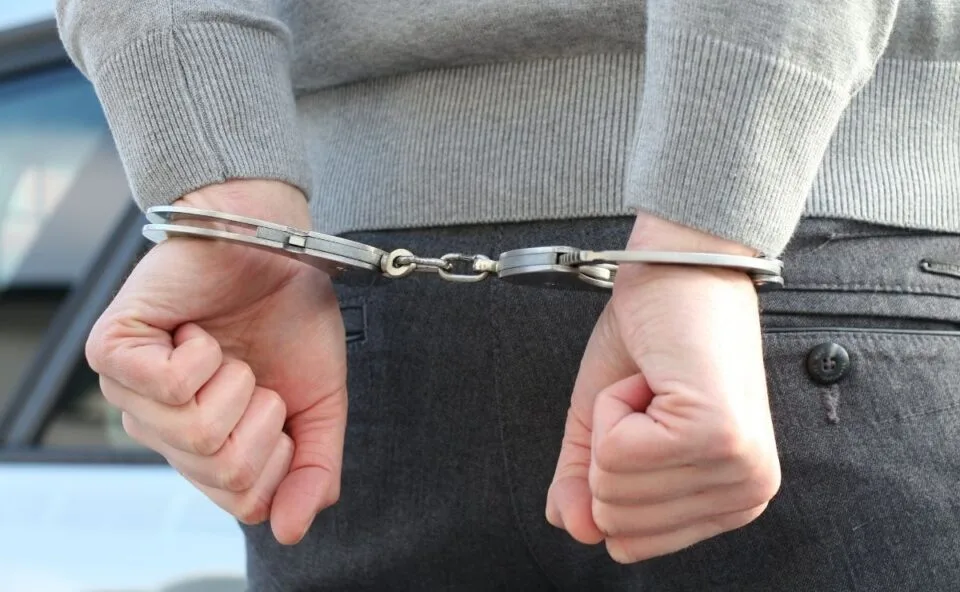 Suspeito de matar companheira ao atear fogo no corpo da vítima no Litoral do Paraná é condenado a 35 anos de prisão