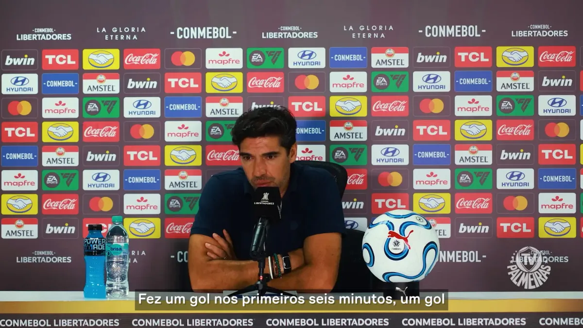 Abel Ferreira vê ‘belíssimo’ jogo, mas lamenta falta de eficácia do Palmeiras
