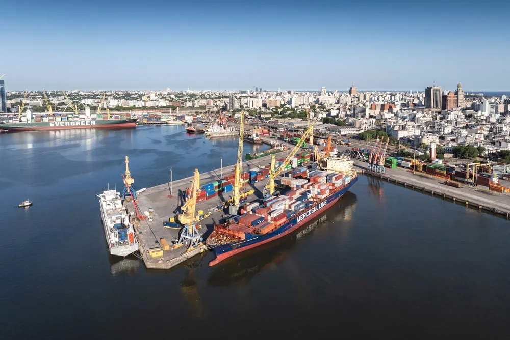 El Puerto de Montevideo enfrenta una nueva interrupción en su terminal de contenedores