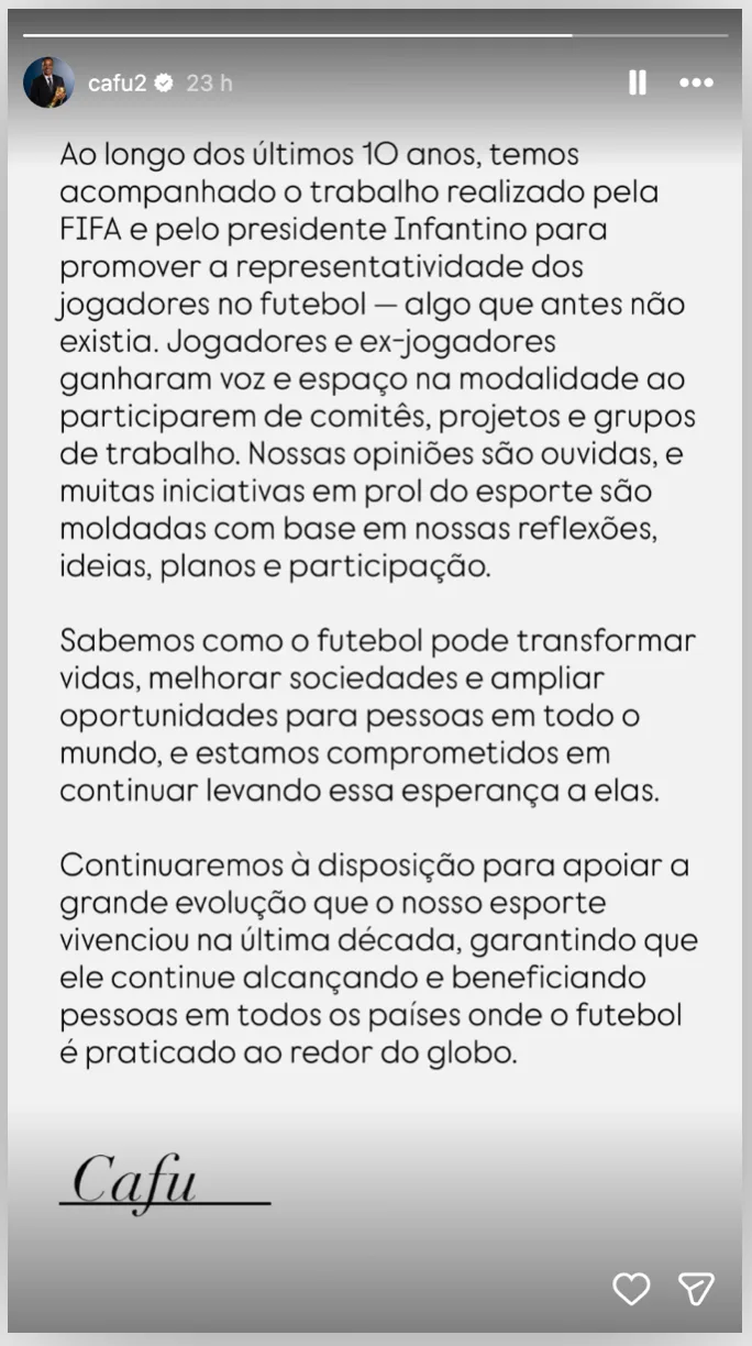 Cafu sai em defesa de Infantino e ganha apoio de Roberto Carlos