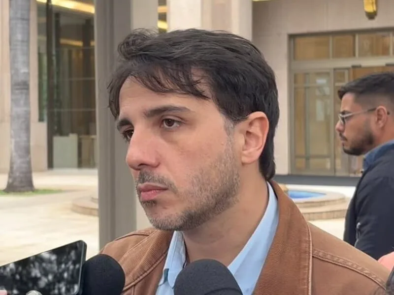 "Acho sexy", diz Renan Santos sobre ser chamado de agressivo