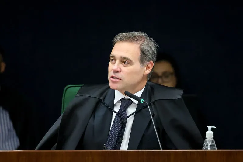Mendonça derruba sigilo de processo sobre pagamentos de Vorcaro