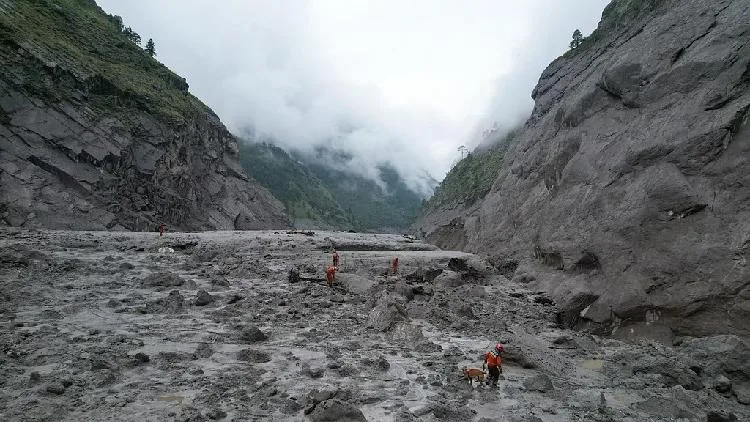 Expert: Mudslide triggered by climate-driven glacier collapse in Nepal