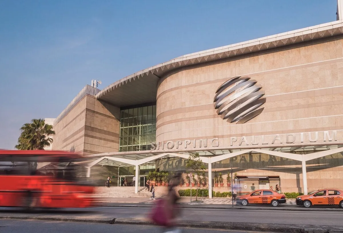 Shoppings de Curitiba divulgam horário especial nos feriados de 7 e 8 de setembro