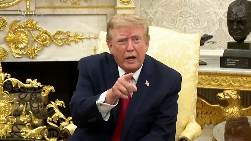 Trump berates CNN reporter