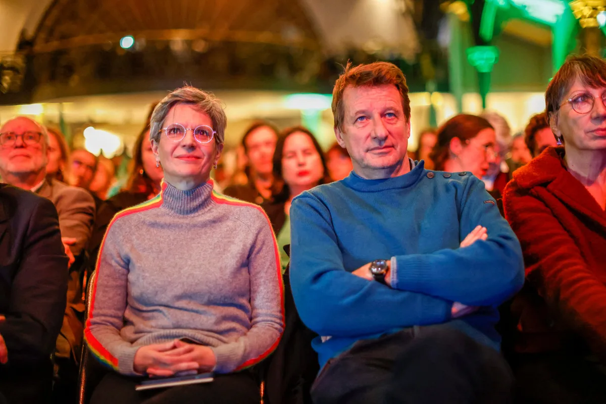 Yannick Jadot et Sandrine Rousseau, la guerre des Ecologistes : "La poussière sous le tapis ressort au pire moment"