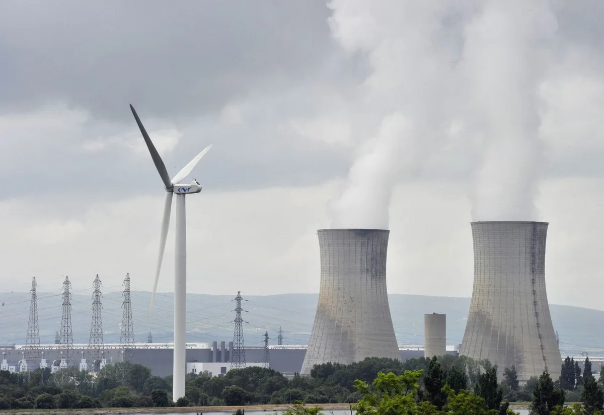 « Sur le coût du nucléaire et des renouvelables, la France applique un deux poids deux mesures »