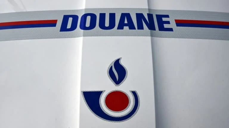 Dans le Loiret, la douane saisit plus de 240 kg de cocaïne dans un camion
