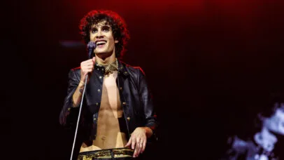 Sombr nega que seja um ‘Nepo Baby’: ‘Simplesmente insano’
