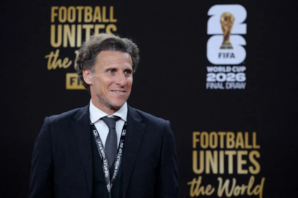 Uruguay pone fecha y rival al debut de Forlán como DT