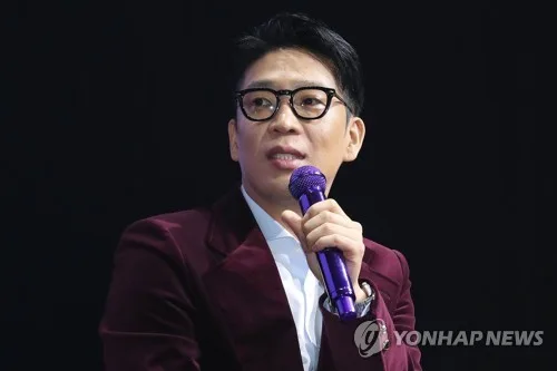 '수면제 대리처방 의혹' MC몽 무혐의 처분…"증거 불충분"