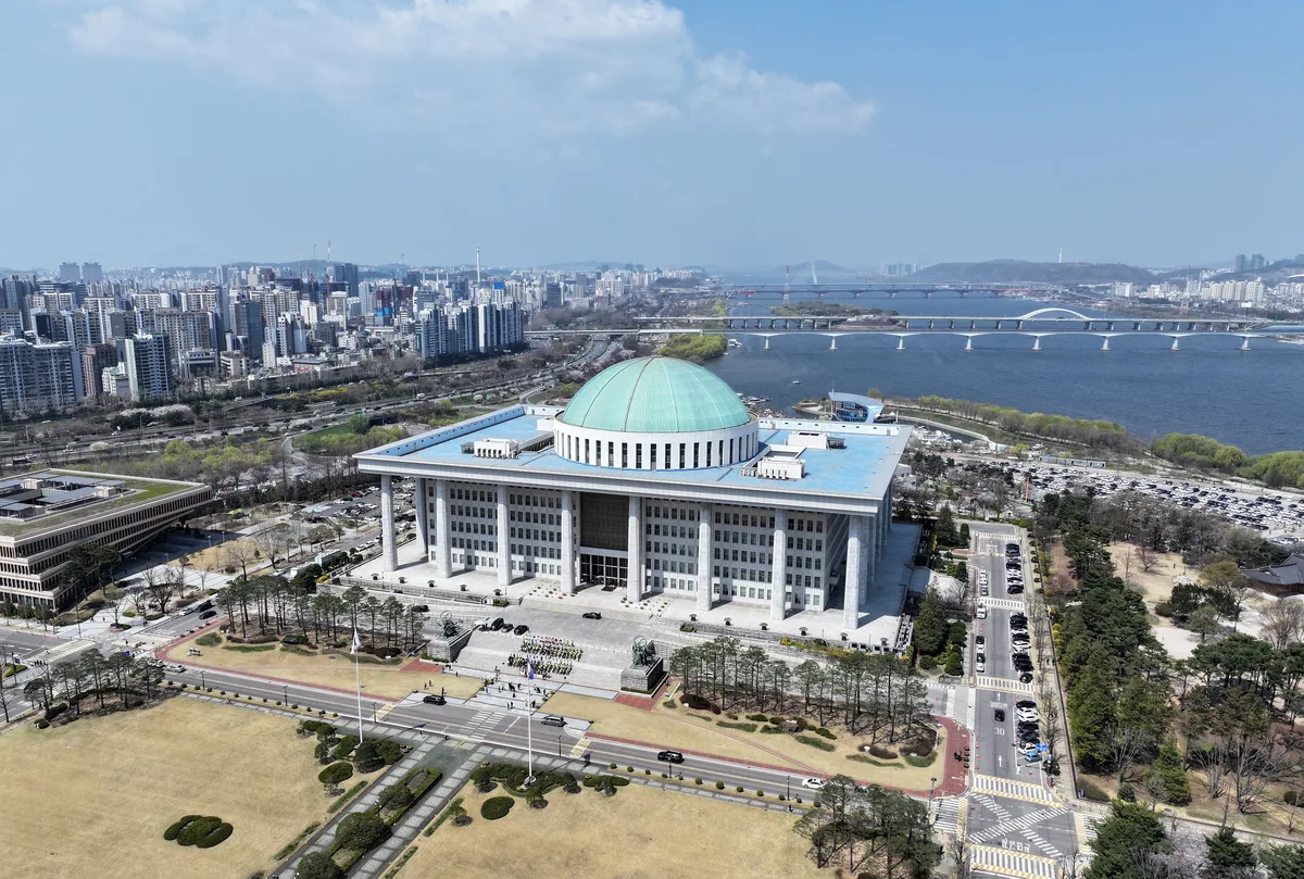 “다음 총선서 야당 당선돼야” 47%…여당보다 13%p 앞서 [한국갤럽]