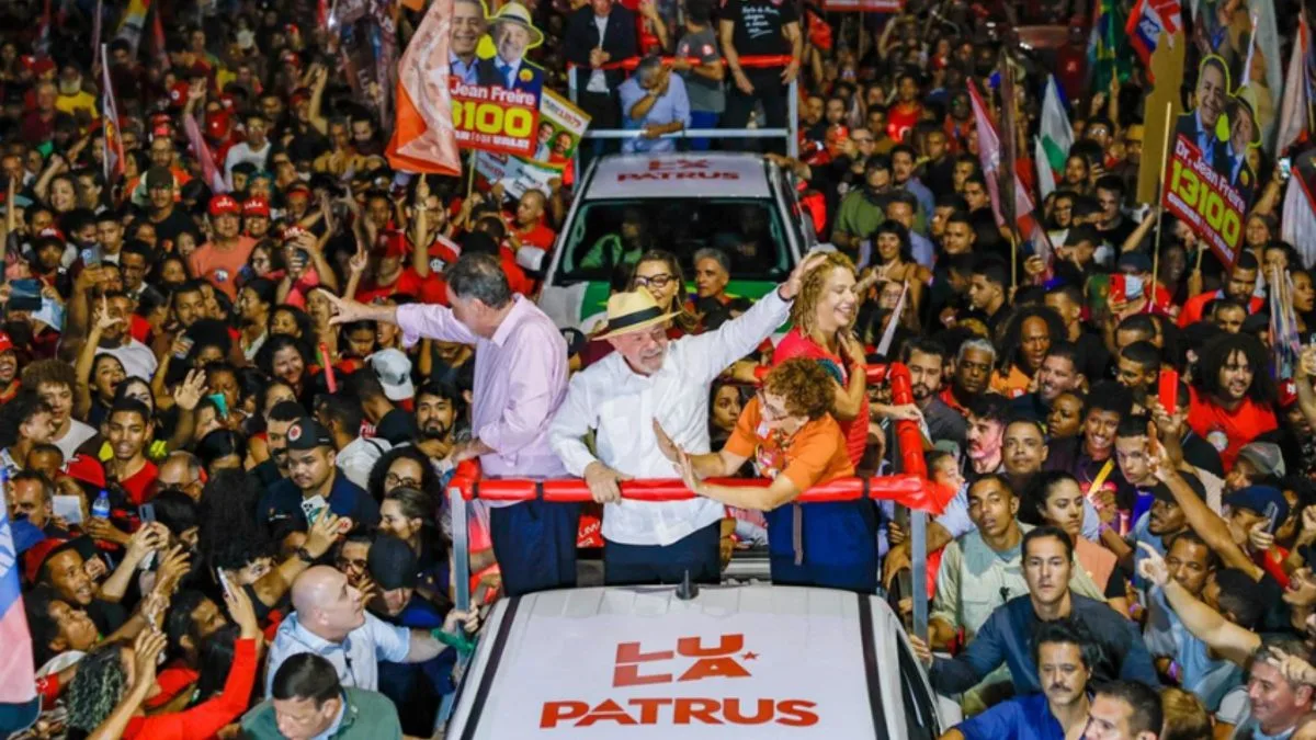 De olho nas pesquisas, campanha de Lula intensifica agenda de rua nos estados e define onde acompanhará a apuração do 1º turno