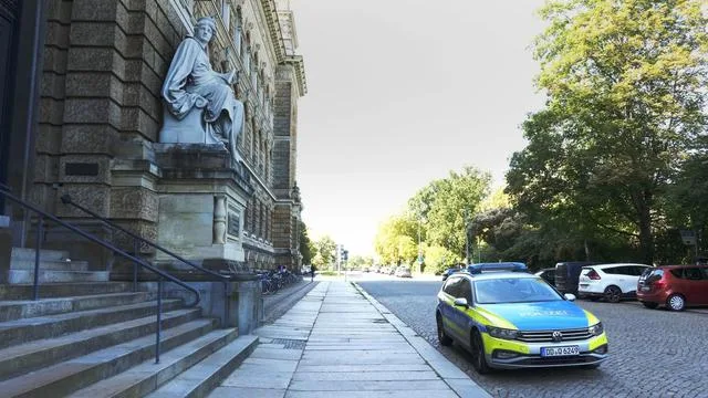 Versuchter Totschlag: Nach Messerangriff in Dresden: Anklage gegen 36-Jährigen