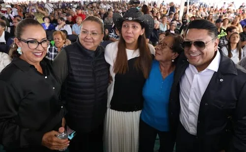 Alcaldía Venustiano Carranza celebra Día del Adulto Mayor; homenajean a Juan Gabriel