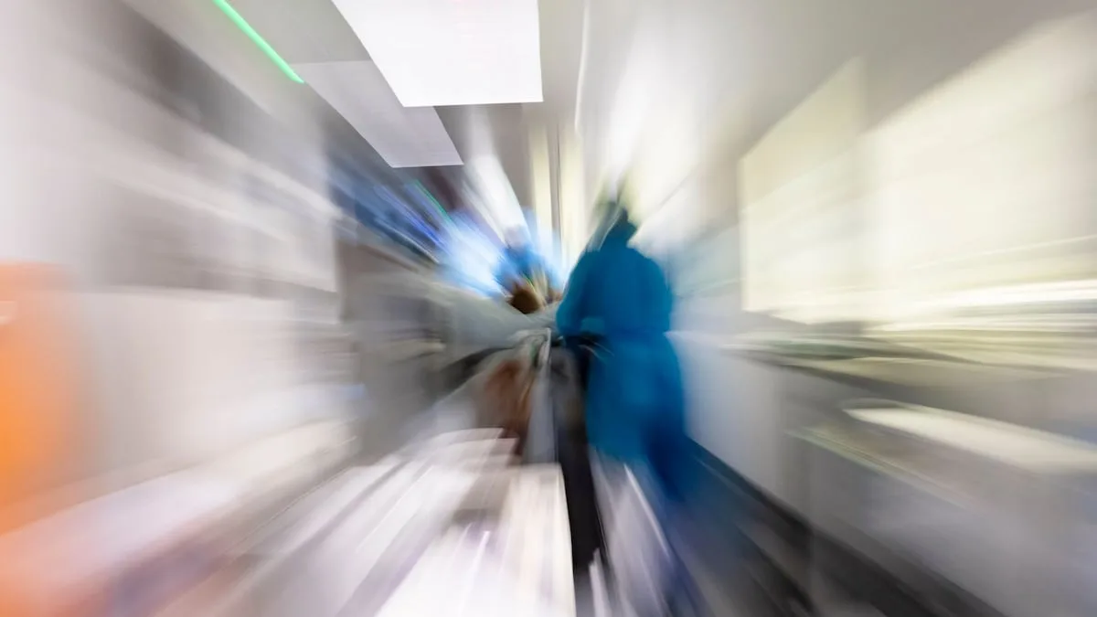 Frauen sterben meist an Demenz, Männer an krankem Herzen