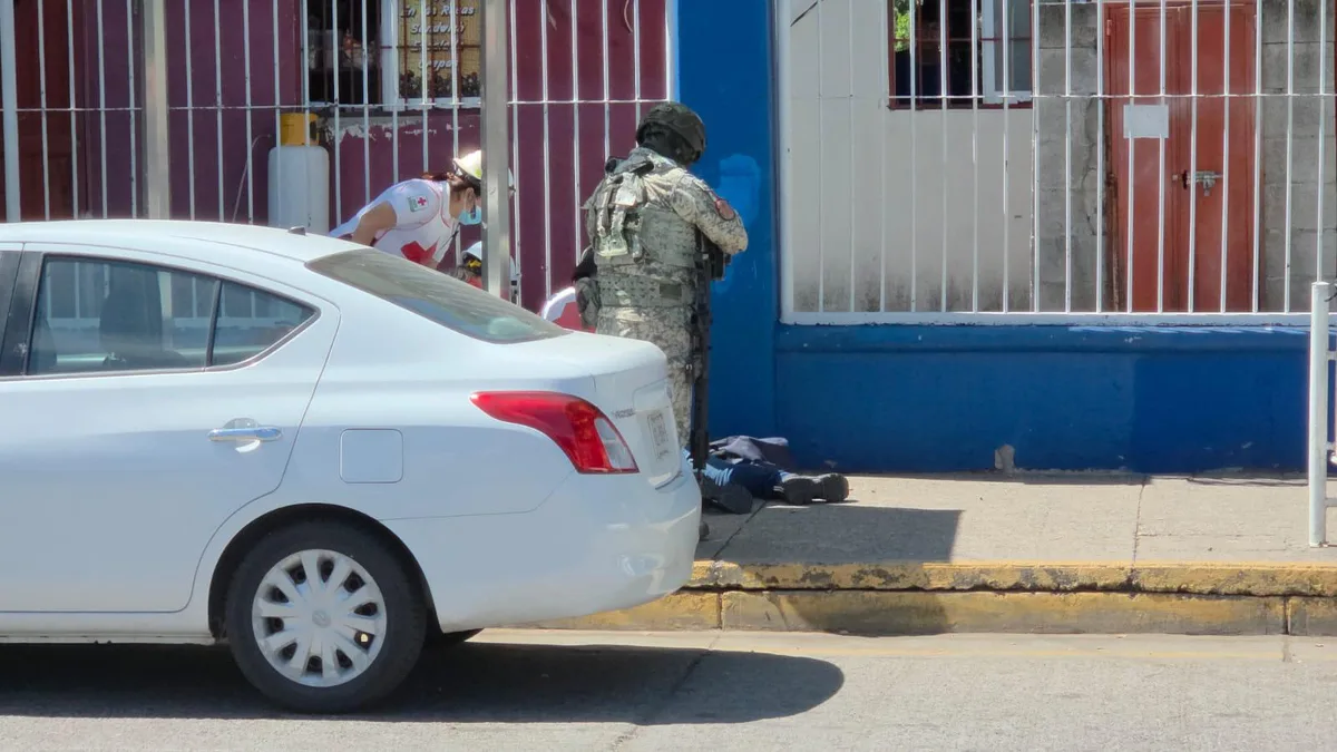 Asesinan a estudiante de 17 años frente a Ciudad Universitaria en Culiacán