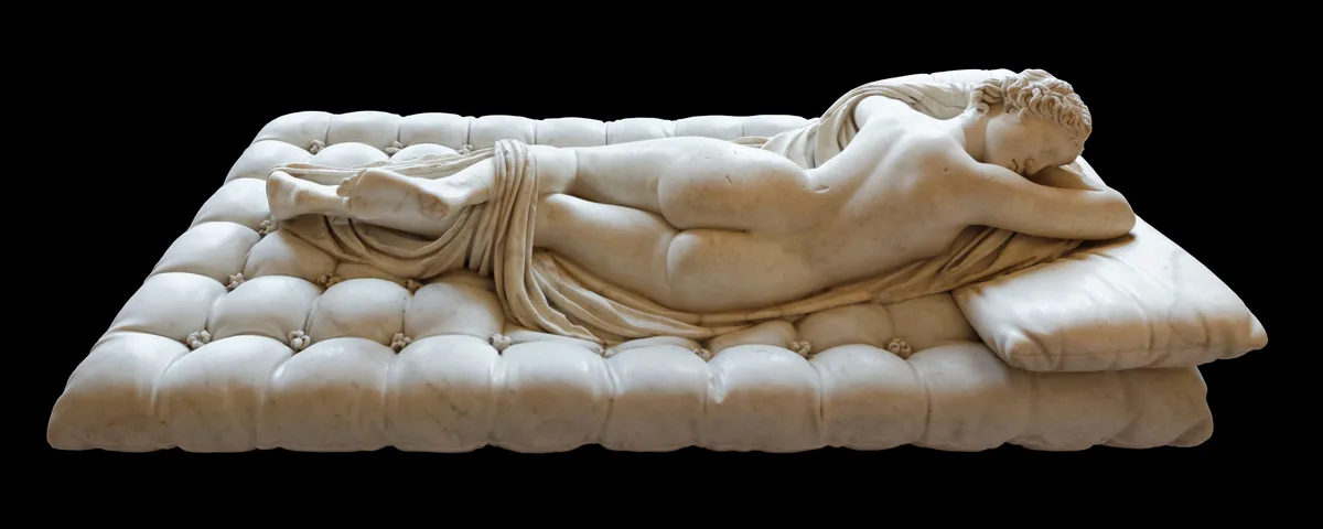 Passarela do Louvre: moda e beleza estão lá, e não é na Mona Lisa