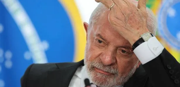 Charleaux: atitude de Lula sobre maioridade equivale a Flávio com 6x1