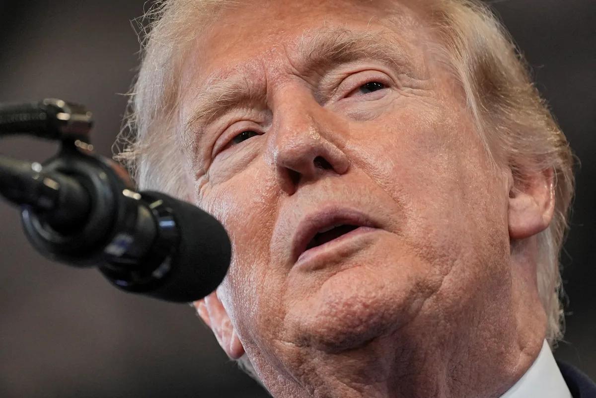 Trump ameaça bombardear Omã, aliado dos EUA no Oriente Médio, diz TV