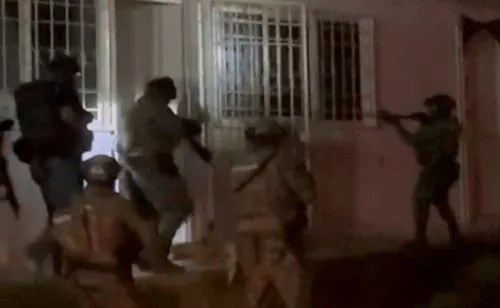 Detienen a dirigentes de la ASAEO en Oaxaca; los vinculan con cobro de piso y extorsión