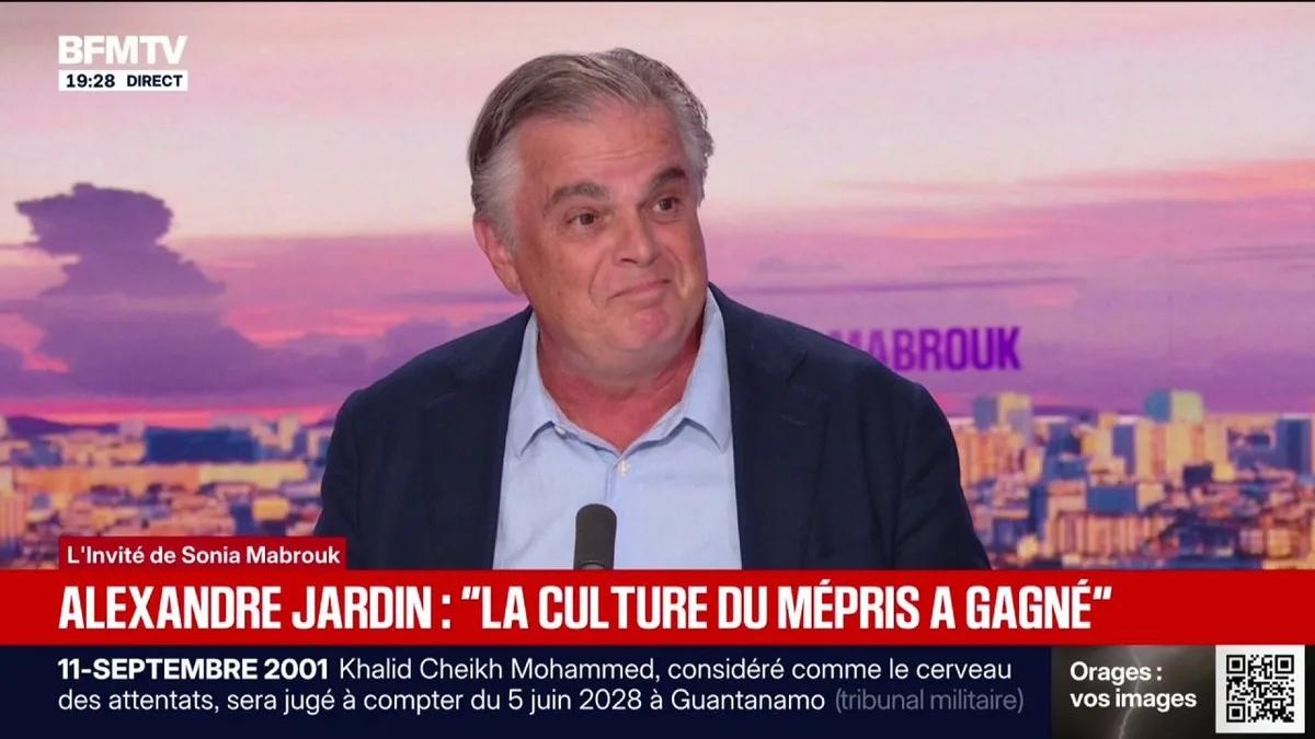 Présidentielle 2027: "Aucun [candidat] n'envisage de donner aux gens leur pleine souveraineté après le 2 mai", estime l'écrivain Alexandre Jardin