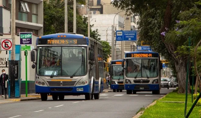 ¿Cómo funcionará el carril bidireccional de la avenida Arequipa? Estos son los cambios desde hoy para buses y autos
