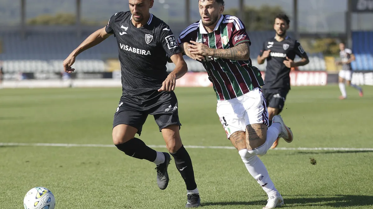 Resumo Estrela Amadora 0-2 Académico