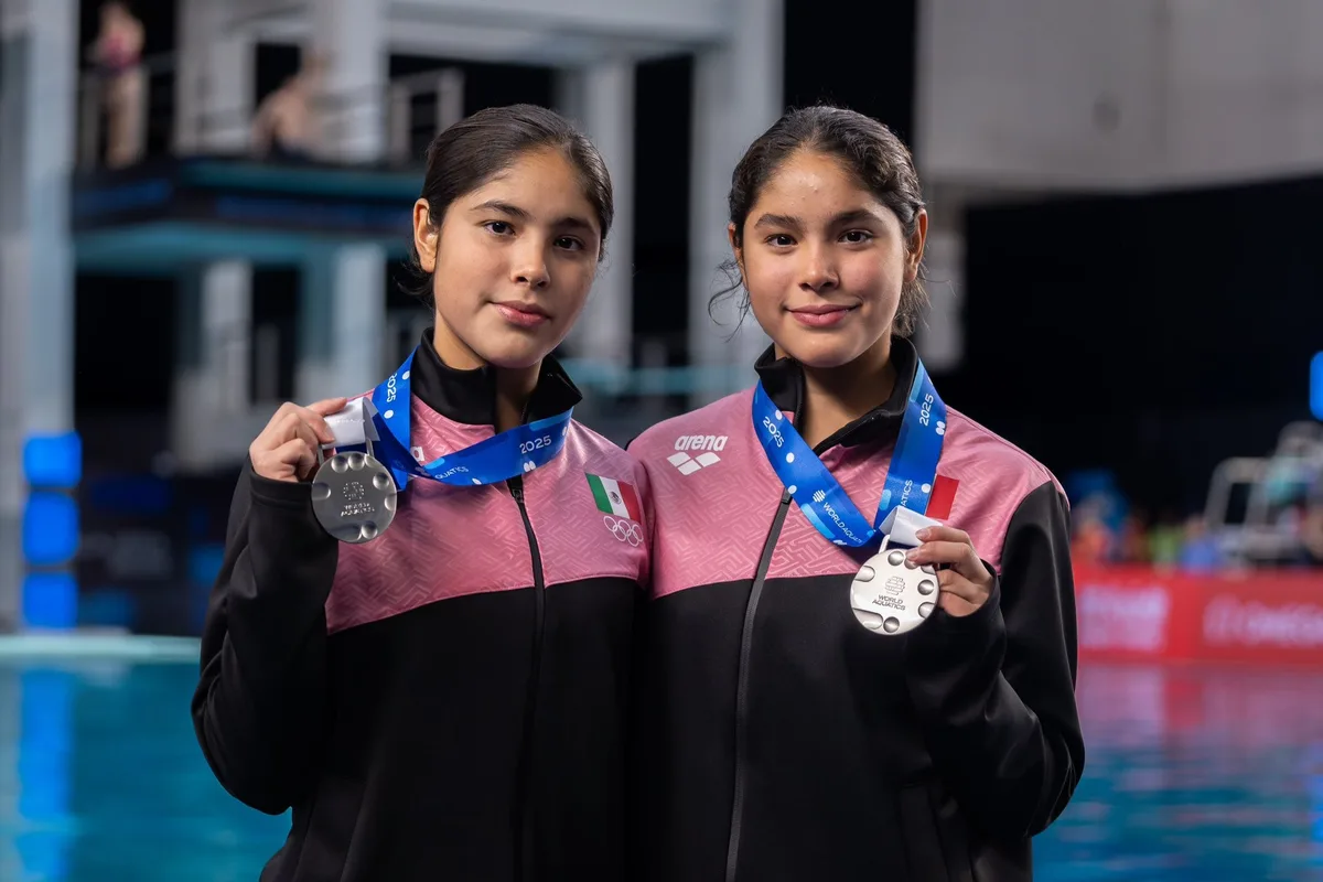 Gemelas Cueva hacen el 1-3 y derrotan a China en el Campeonato Mundial Juvenil de Clavados