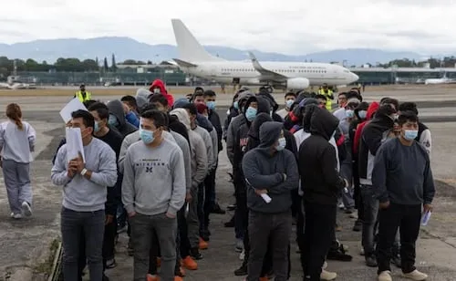 Guatemala recibe casi 2 mil 300 mexicanos deportados de EU en 2026; regresan a México en menos de 24 horas