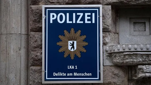Selbstanzeige: Ermittlungen gegen Lehrerin - Schulaufsicht eingeschaltet