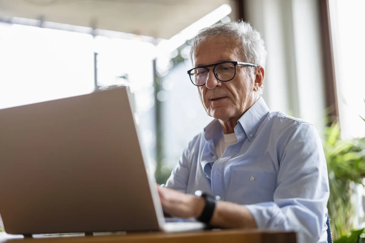 Un estudio científico reveló a qué edad una persona es considerada “vieja”