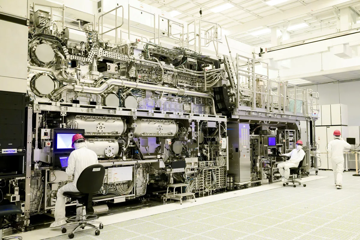자이스 “중국 EUV 기술, 선두권보다 15년 뒤처져”